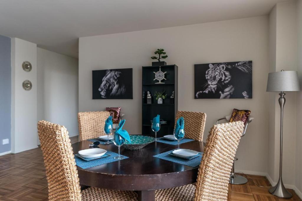 Spacious Charming Condo With Great Views Near The Grove Los Angeles Exteriér fotografie